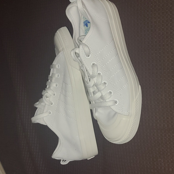 adidas Other - New adidas NIZZA RF size 9